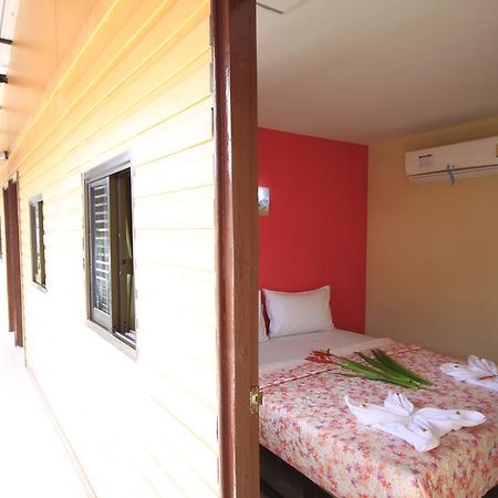 Pongpan House Phi Phi Apartment Exterior photo