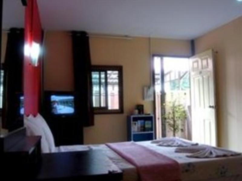 Pongpan House Phi Phi Apartment Exterior photo