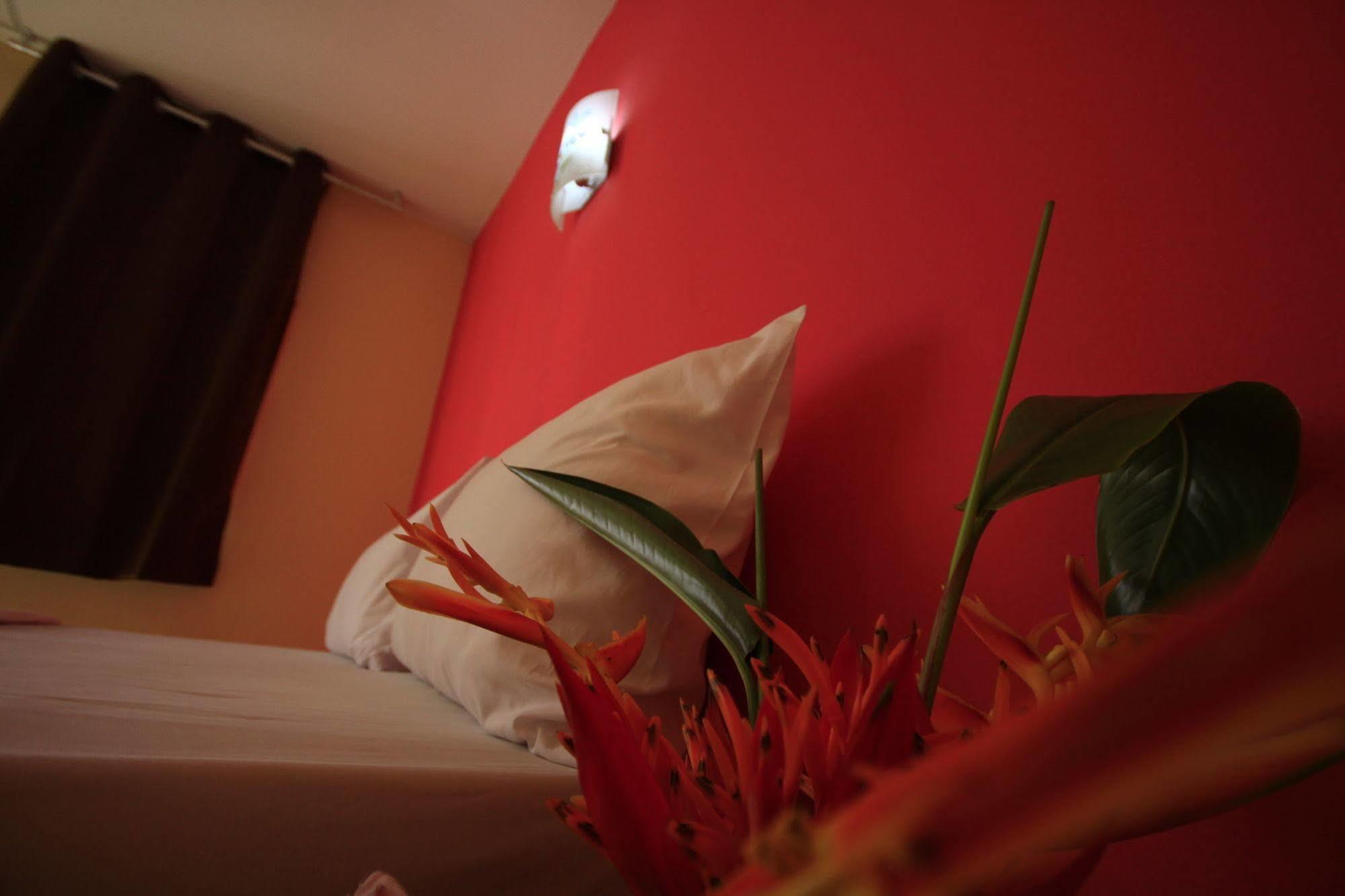 Pongpan House Phi Phi Apartment Exterior photo